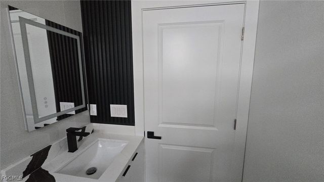 6021 Joplin AVE, Fort Myers, FL 33905