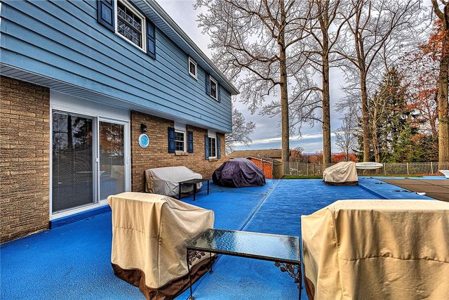 1212 Mountain View Drive, Unity Twp, PA 15601