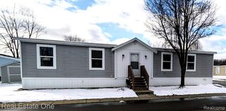 573 Turquoise Drive, Whitmore Lake, MI 48189