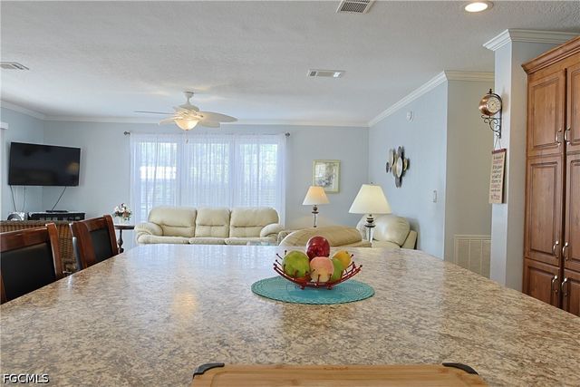 9 Dill ST, Alva, FL 33920