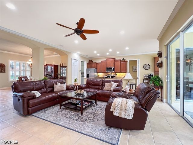 3290 Shady Bend WAY, Fort Myers, FL 33905