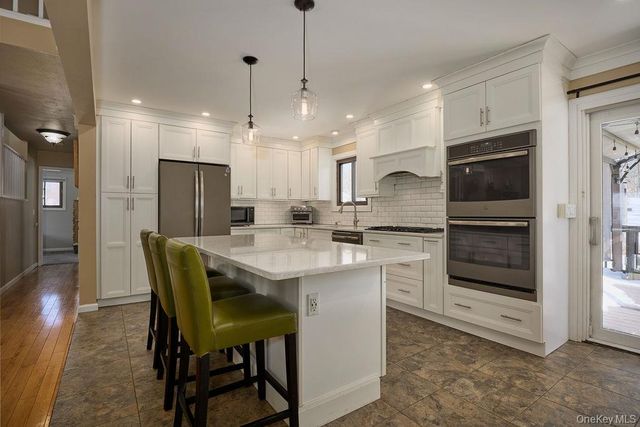 42 Rockwood Drive, Newburgh, NY 12550