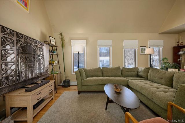 42 Rockwood Drive, Newburgh, NY 12550