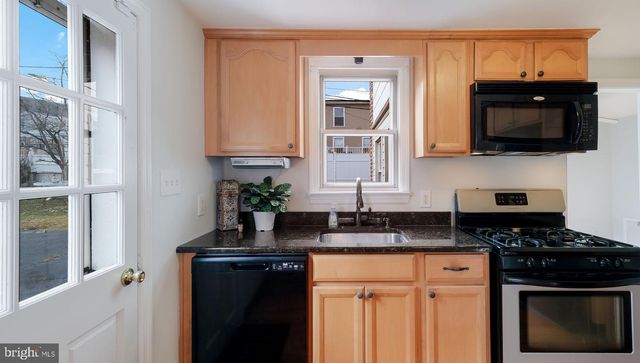 147 HAVERFORD RD, Folsom, PA 19033