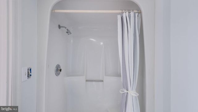 147 HAVERFORD RD, Folsom, PA 19033