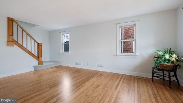 147 HAVERFORD RD, Folsom, PA 19033