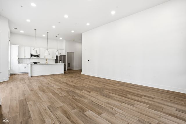 925 Veterans Way 105, Carmel, IN 46032