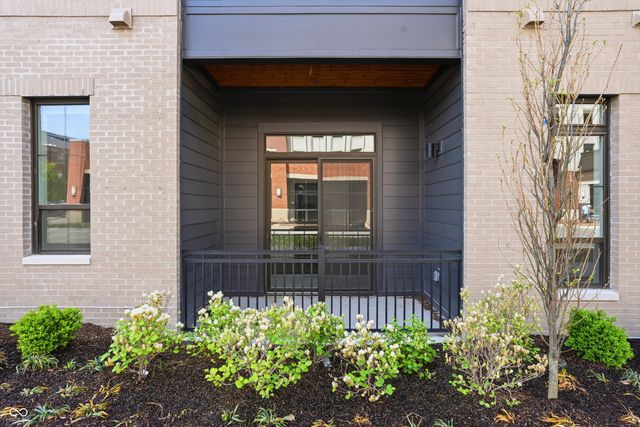 925 Veterans Way 105, Carmel, IN 46032