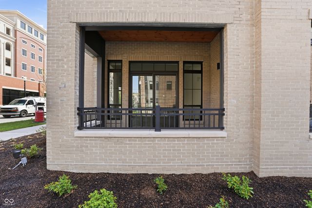 925 Veterans Way 105, Carmel, IN 46032