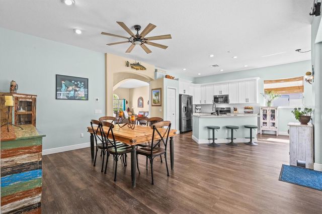 460 DENISE STREET, Tarpon Springs, FL 34689