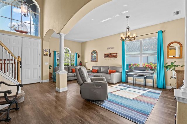 460 DENISE STREET, Tarpon Springs, FL 34689