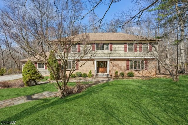 31 Branko Road, Berkeley Heights Twp., NJ 07922