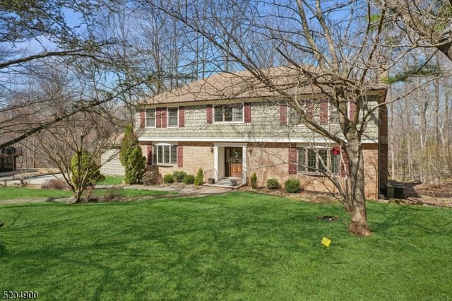 31 Branko Road, Berkeley Heights Twp., NJ 07922