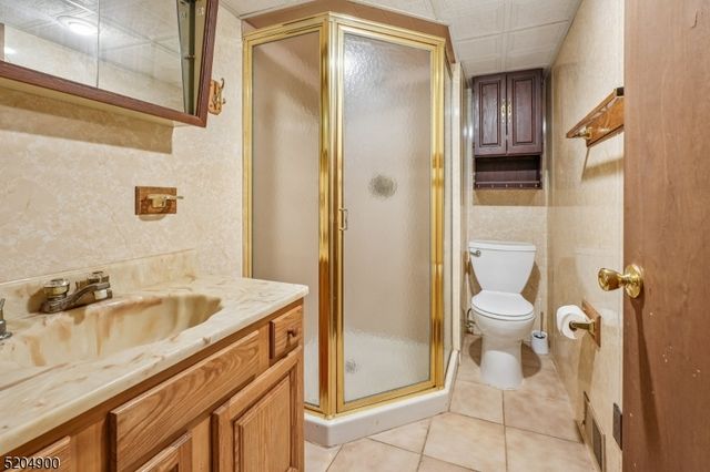 31 Branko Road, Berkeley Heights Twp., NJ 07922