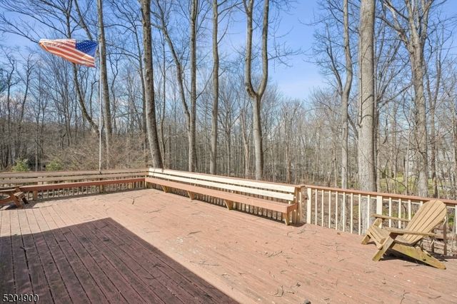 31 Branko Road, Berkeley Heights Twp., NJ 07922