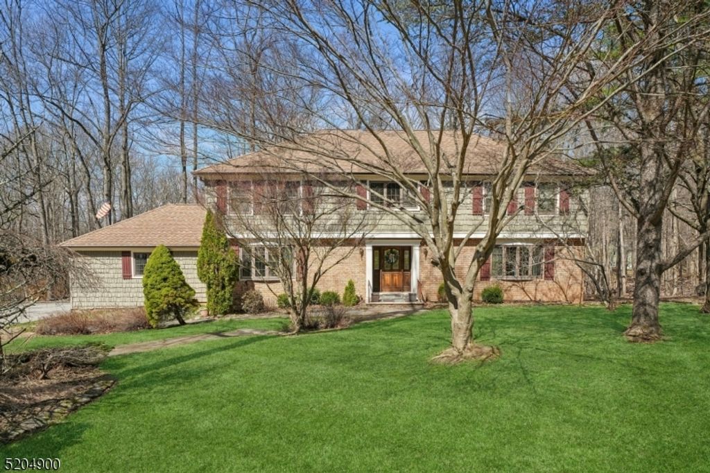 31 Branko Road, Berkeley Heights Twp., NJ 07922