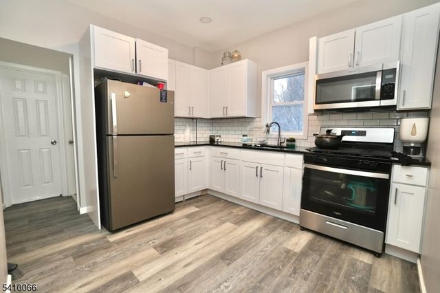 172 Delavan Ave, Newark City, NJ 07104
