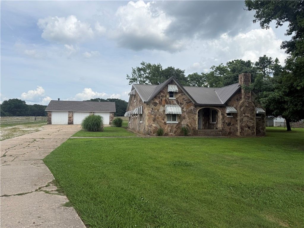 11038 S Wedington Blacktop Road, Lincoln, AR 72744