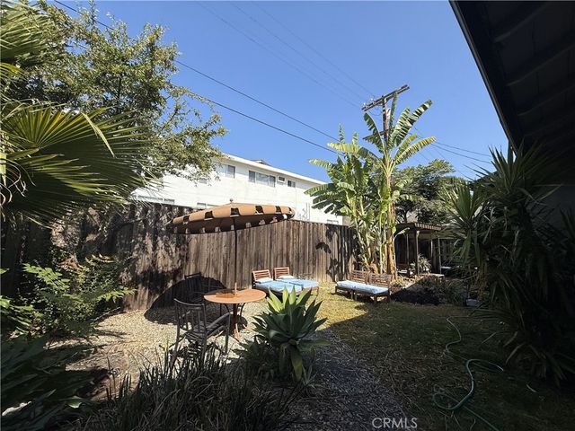 5425 Halbrent Avenue, Sherman Oaks, CA 91411