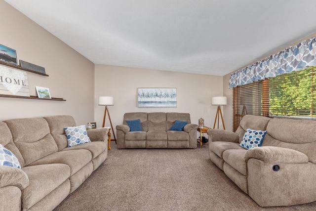 6654 Clyde Park Avenue, Byron Center, MI 49315