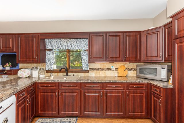 6654 Clyde Park Avenue, Byron Center, MI 49315