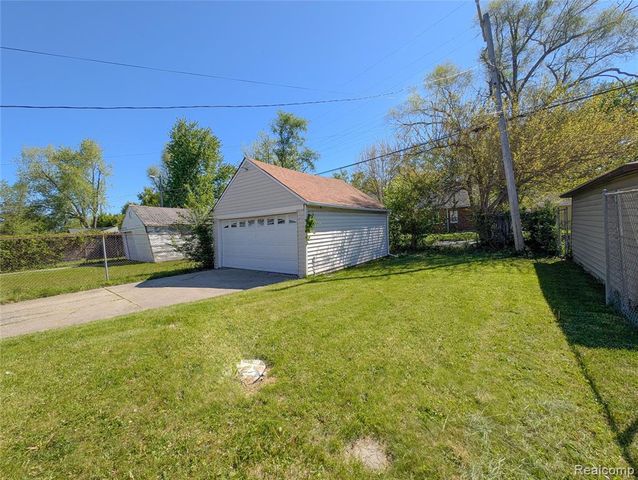 19160 Freeland Street, Detroit, MI 48235
