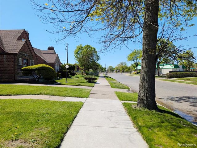 19160 Freeland Street, Detroit, MI 48235