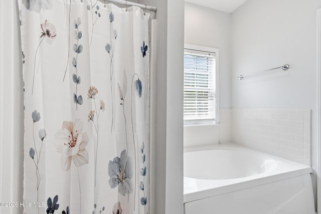 709 E Pipers Glen, Shallotte, NC 28470