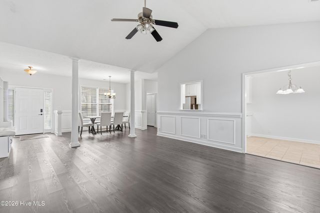 709 E Pipers Glen, Shallotte, NC 28470