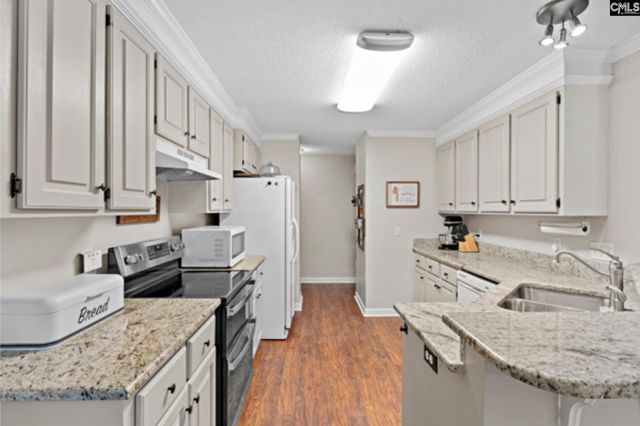 404 Holly Ridge Lane, Columbia, SC 29229