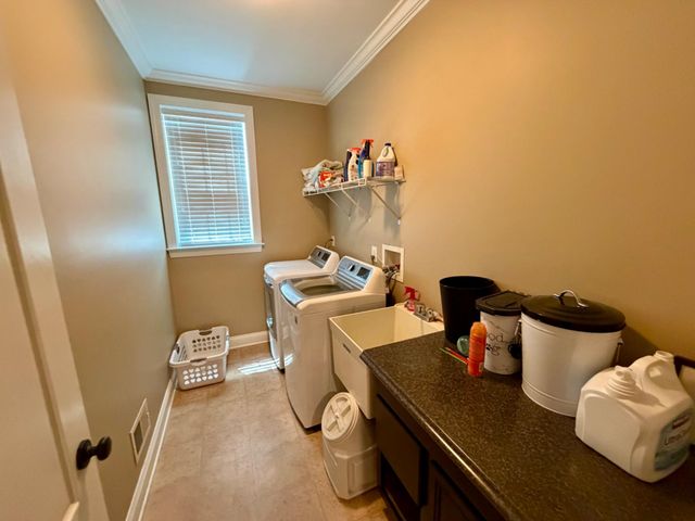 1443 OLMSTED DR, Bear, DE 19701