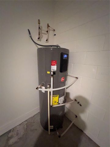 2580 89TH STREET CIRCLE E, Palmetto, FL 34221