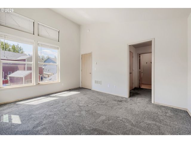 15711 Ne BEECH St 5B, Portland, OR 97230