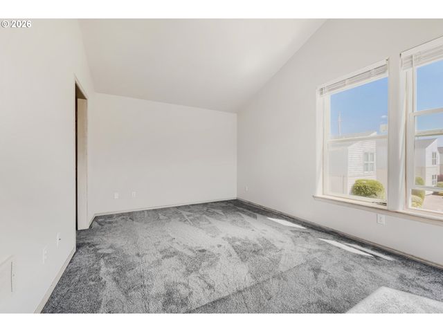 15711 Ne BEECH St 5B, Portland, OR 97230