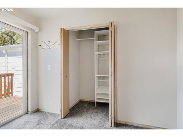 15711 Ne BEECH St 5B, Portland, OR 97230
