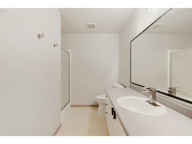 15711 Ne BEECH St 5B, Portland, OR 97230