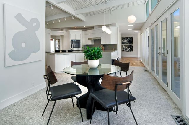 135 Hill Top Drive, Los Gatos, CA 95032