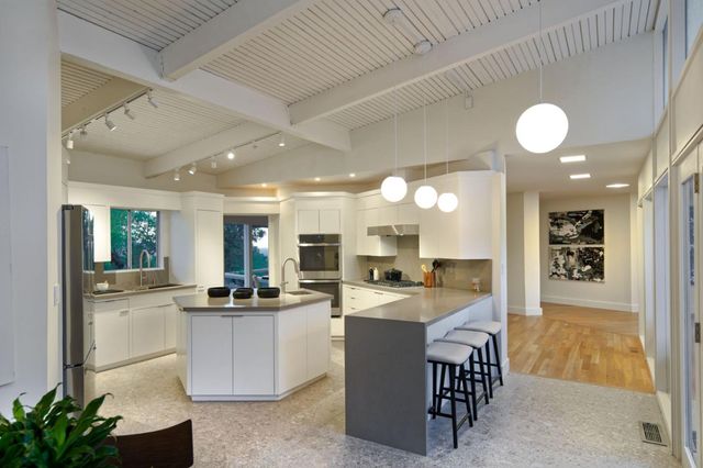 135 Hill Top Drive, Los Gatos, CA 95032