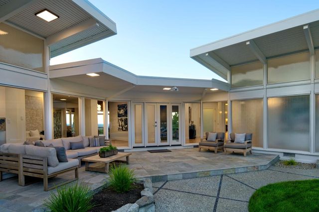 135 Hill Top Drive, Los Gatos, CA 95032