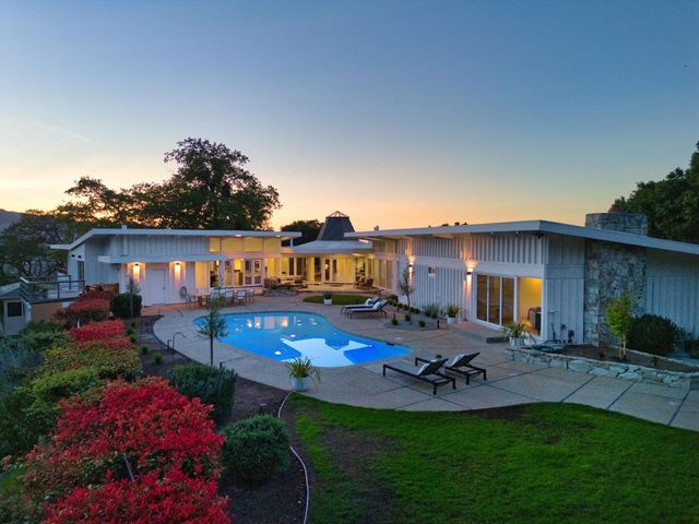 135 Hill Top Drive, Los Gatos, CA 95032