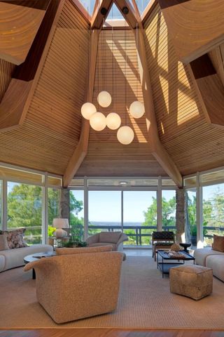 135 Hill Top Drive, Los Gatos, CA 95032