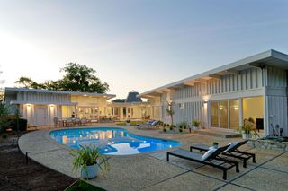 135 Hill Top Drive, Los Gatos, CA 95032