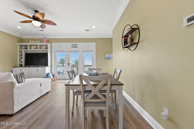 806 W Beach Boulevard, Long Beach, MS 39560