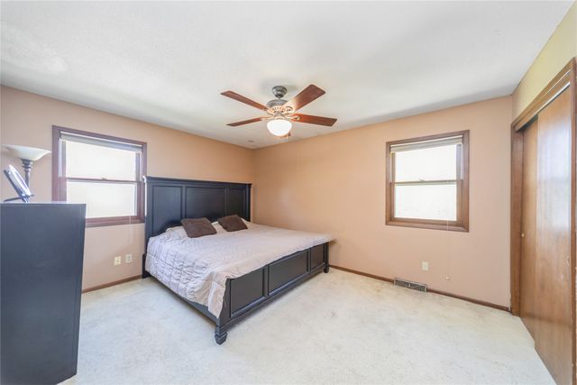 4021 80th Street, Urbandale, IA 50322