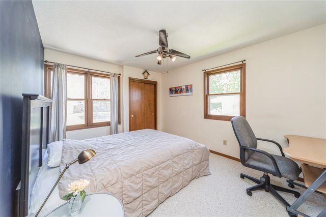 4021 80th Street, Urbandale, IA 50322