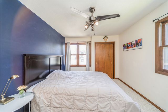 4021 80th Street, Urbandale, IA 50322
