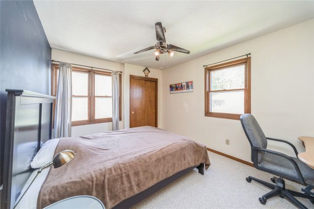 4021 80th Street, Urbandale, IA 50322