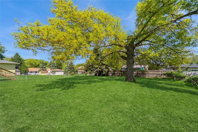 4021 80th Street, Urbandale, IA 50322
