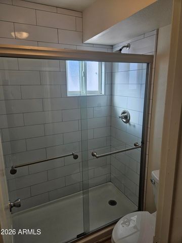 1330 E HIGHLAND Avenue 2A, Phoenix, AZ 85014