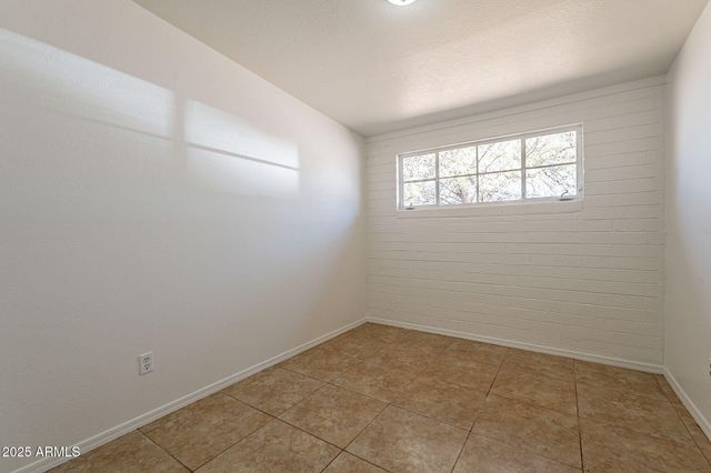 551 W HARDING Avenue, Coolidge, AZ 85128